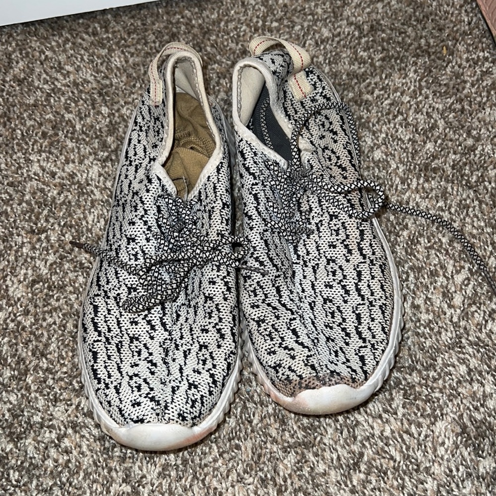 yeezy dupe
